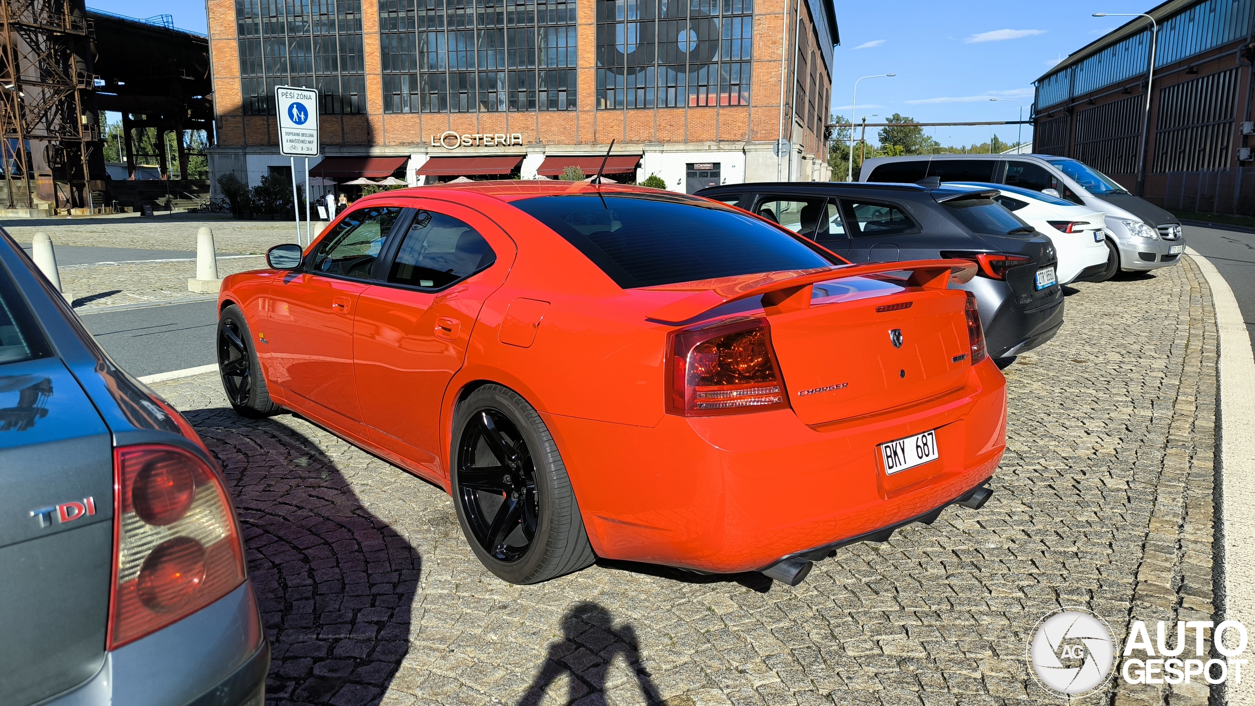 Dodge Charger SRT-8