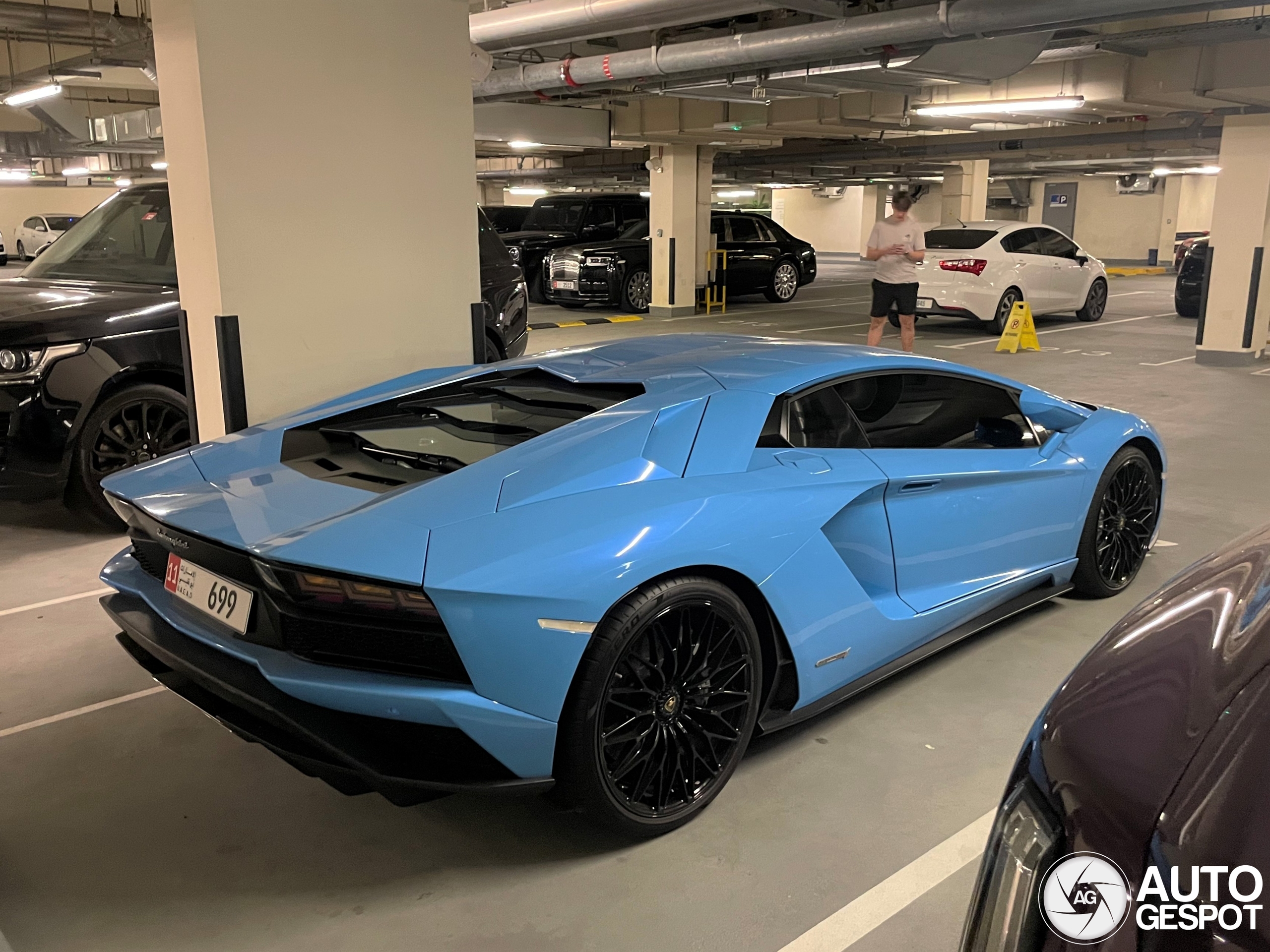 Lamborghini Aventador S LP740-4