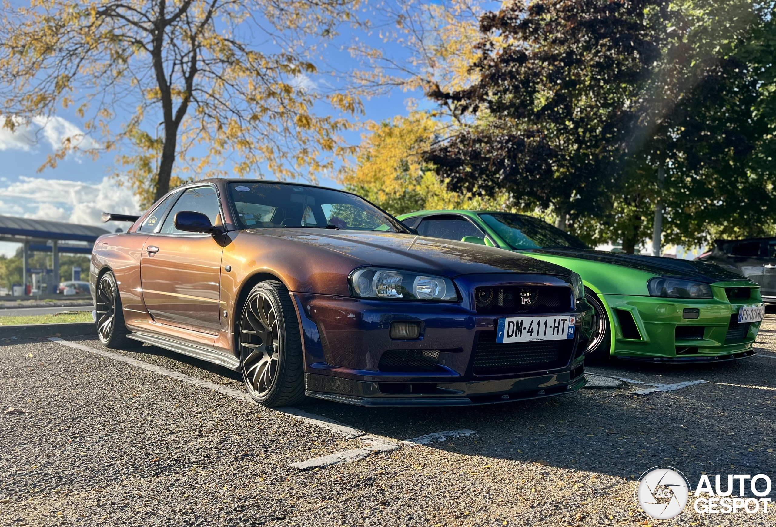 Nissan Skyline R34 GT-R V-Spec Midnight Purple Pearl II Special
