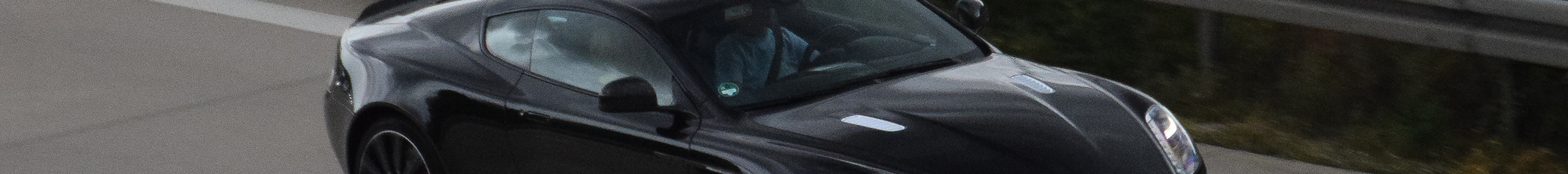 Aston Martin DB9 2013