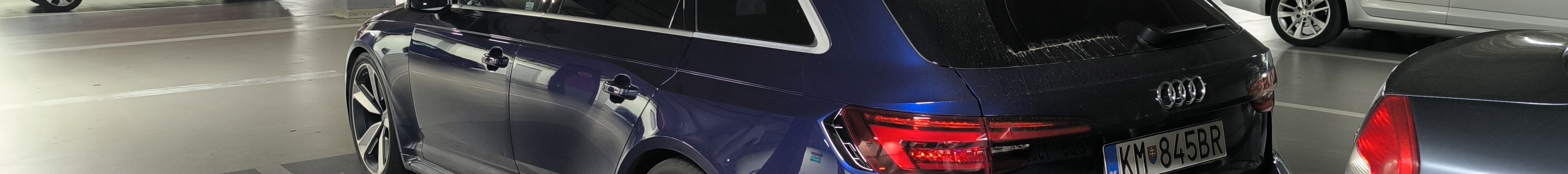 Audi RS4 Avant B9