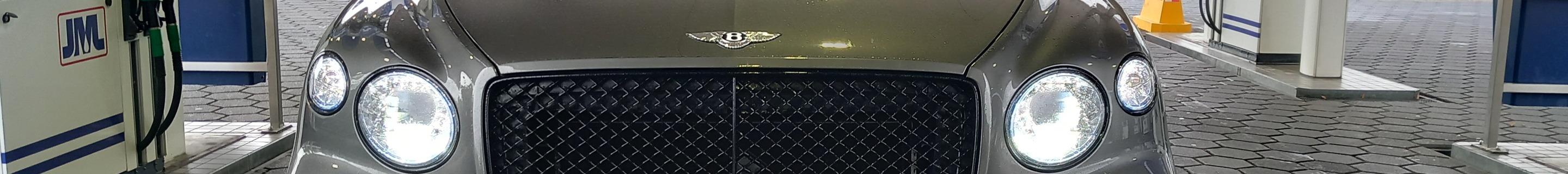 Bentley Bentayga Hybrid 2021