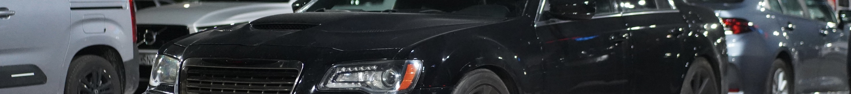 Chrysler 300C SRT8 2013