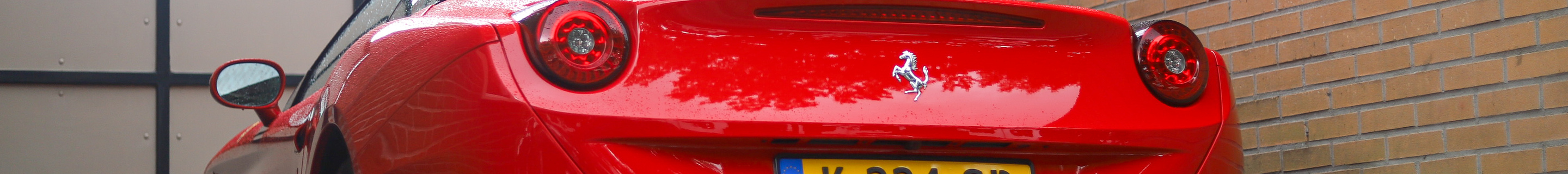 Ferrari California T