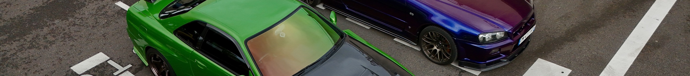 Nissan Skyline R34 GT-R V-Spec Midnight Purple Pearl II Special Color Limited Edition