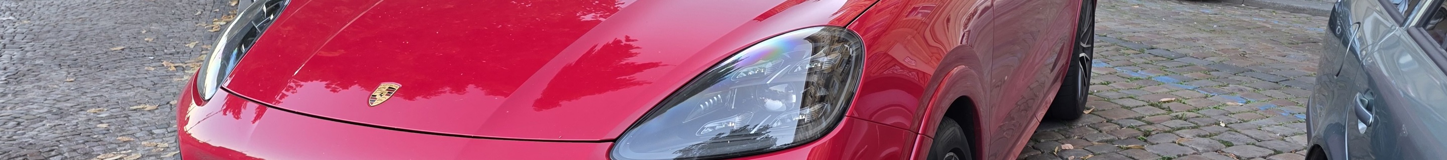 Porsche 9YA Cayenne GTS MkI