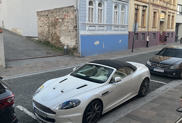 Aston Martin DBS Volante