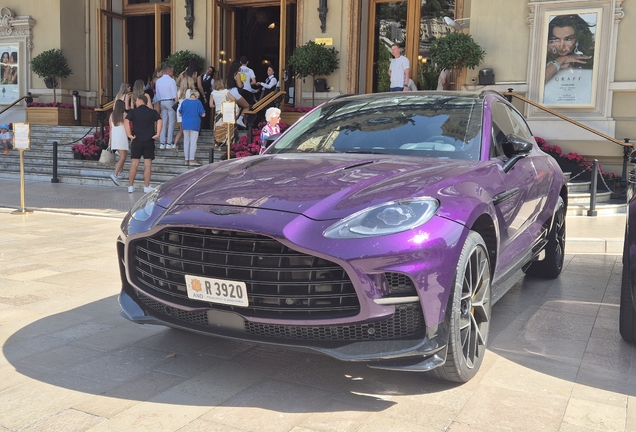 Aston Martin DBX707