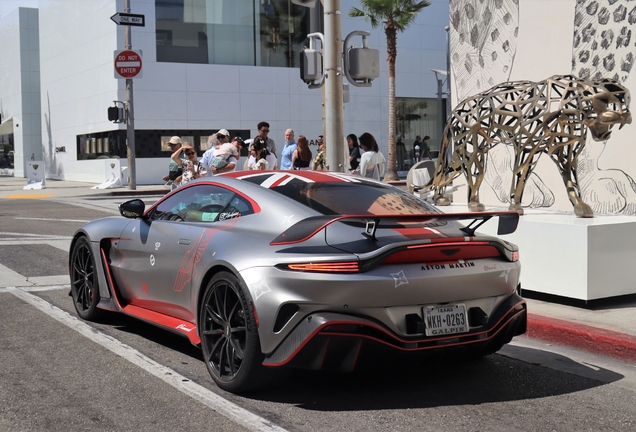 Aston Martin V12 Vantage 2023