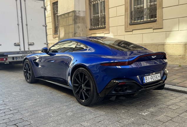 Aston Martin V8 Vantage 2018