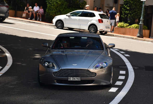 Aston Martin V8 Vantage