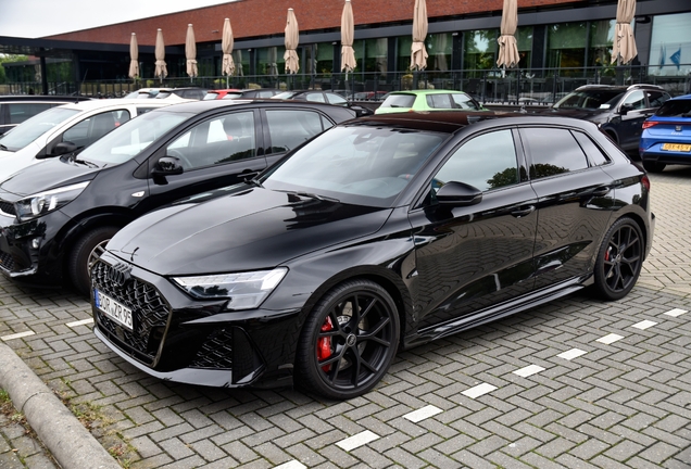 Audi RS3 Sportback 8Y 2025