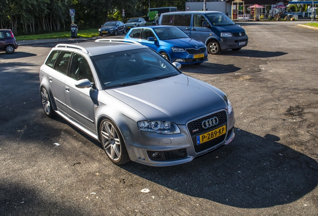 Audi RS4 Avant B7