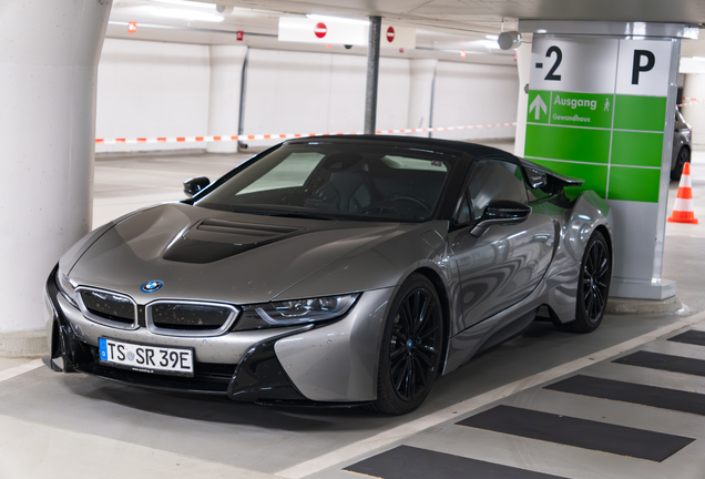 BMW i8 Roadster