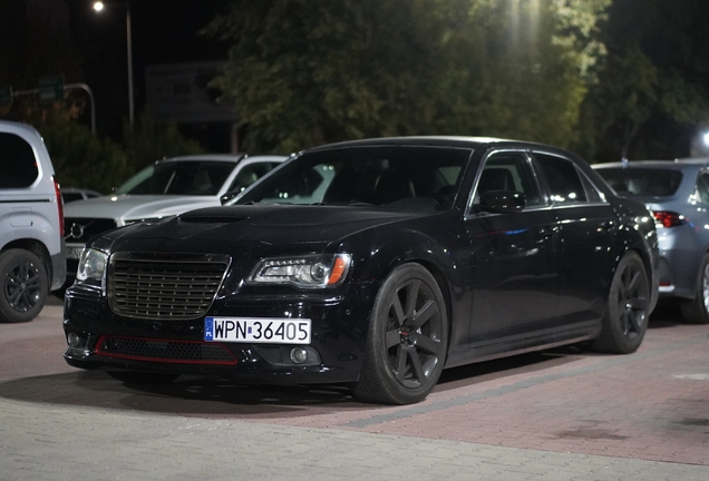 Chrysler 300C SRT8 2013