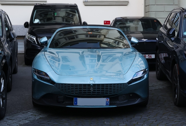Ferrari Roma Spider