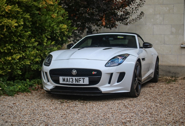 Jaguar F-TYPE S V8 Convertible