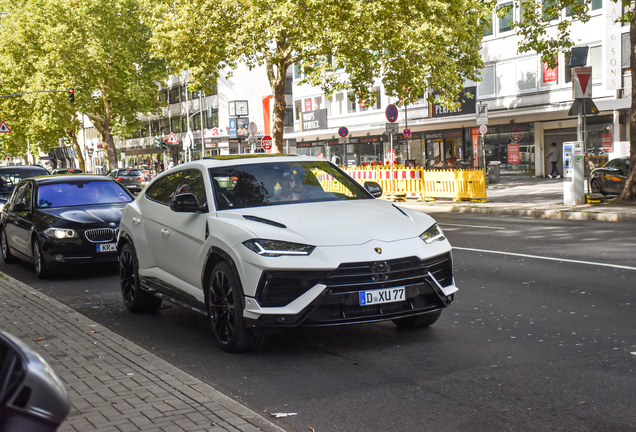 Lamborghini Urus S