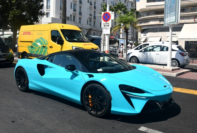 McLaren Artura Spider