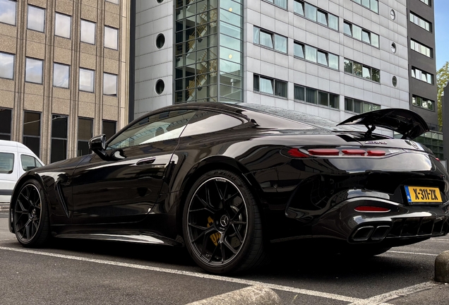 Mercedes-AMG GT 63 C192