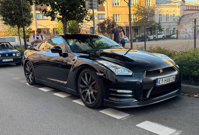 Nissan GT-R 2011