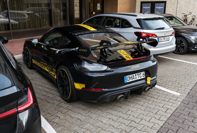 Porsche 718 Cayman GT4 RS Weissach Package