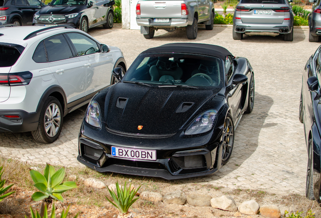 Porsche 718 Spyder RS
