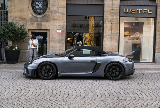 Porsche 718 Spyder RS Weissach Package