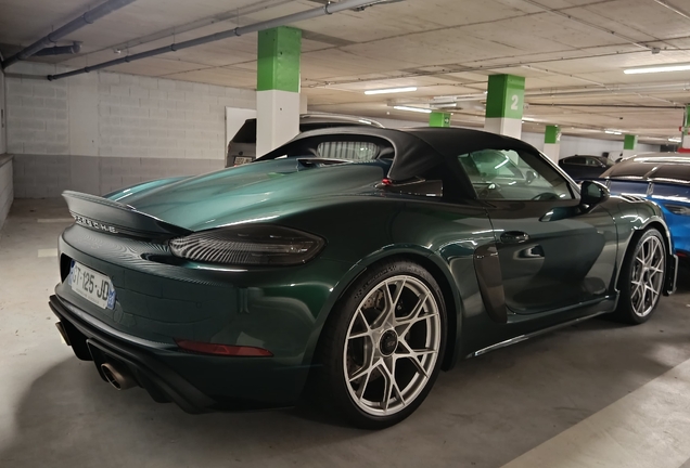 Porsche 718 Spyder RS Weissach Package