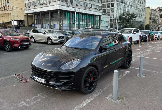 Porsche 95B Macan Turbo MkI