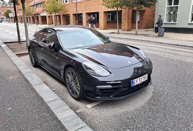 Porsche 971 Panamera Turbo S E-Hybrid Sport Turismo MkI