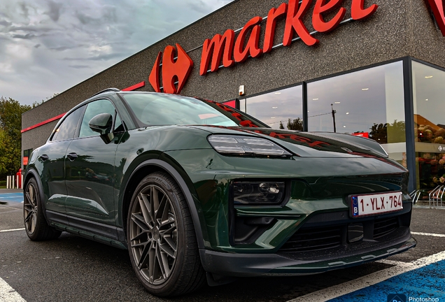 Porsche Macan EV Turbo