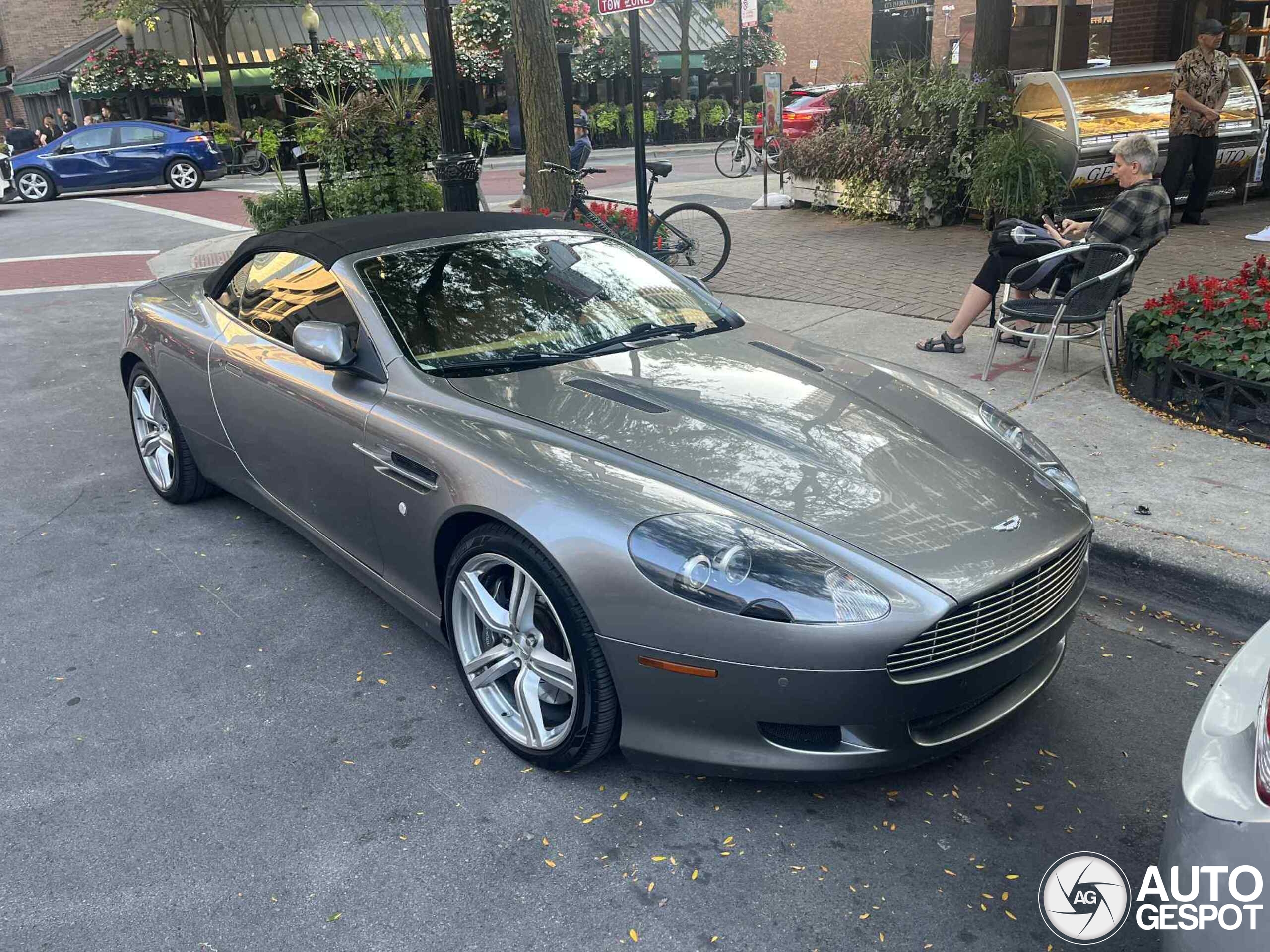Aston Martin DB9 Volante