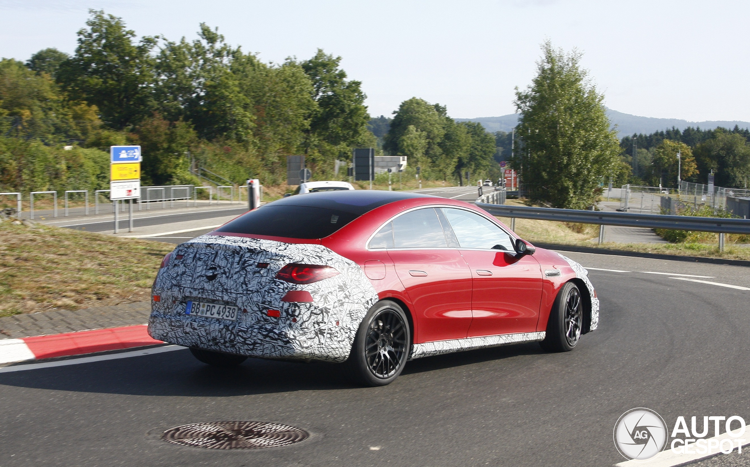 Mercedes-Benz CLA EV 2025