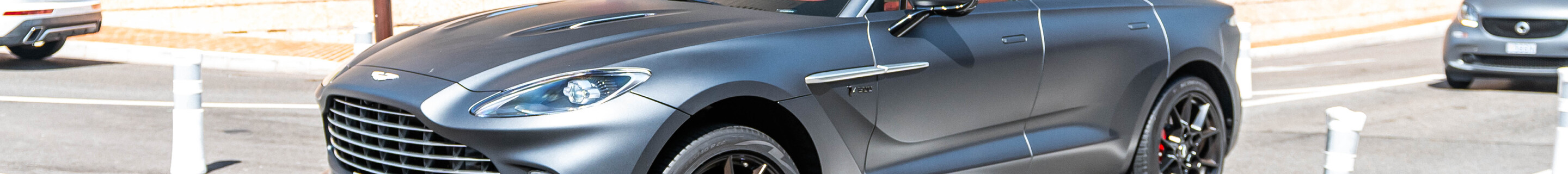 Aston Martin DBX