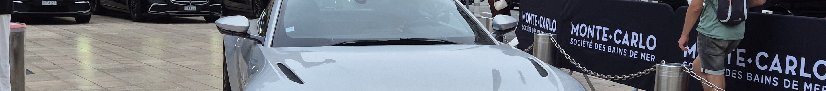 Aston Martin V8 Vantage 2018