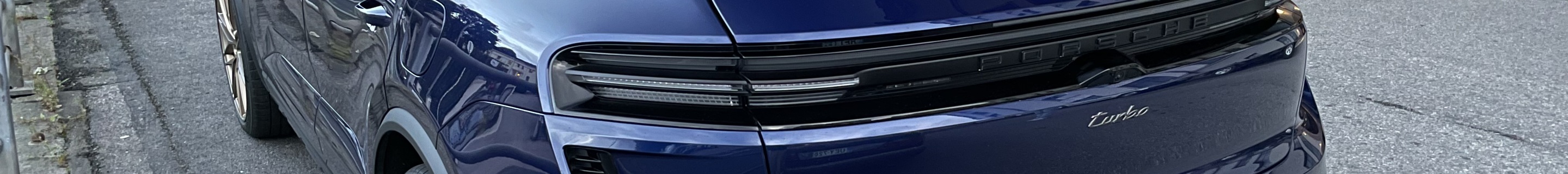 Porsche Macan EV Turbo