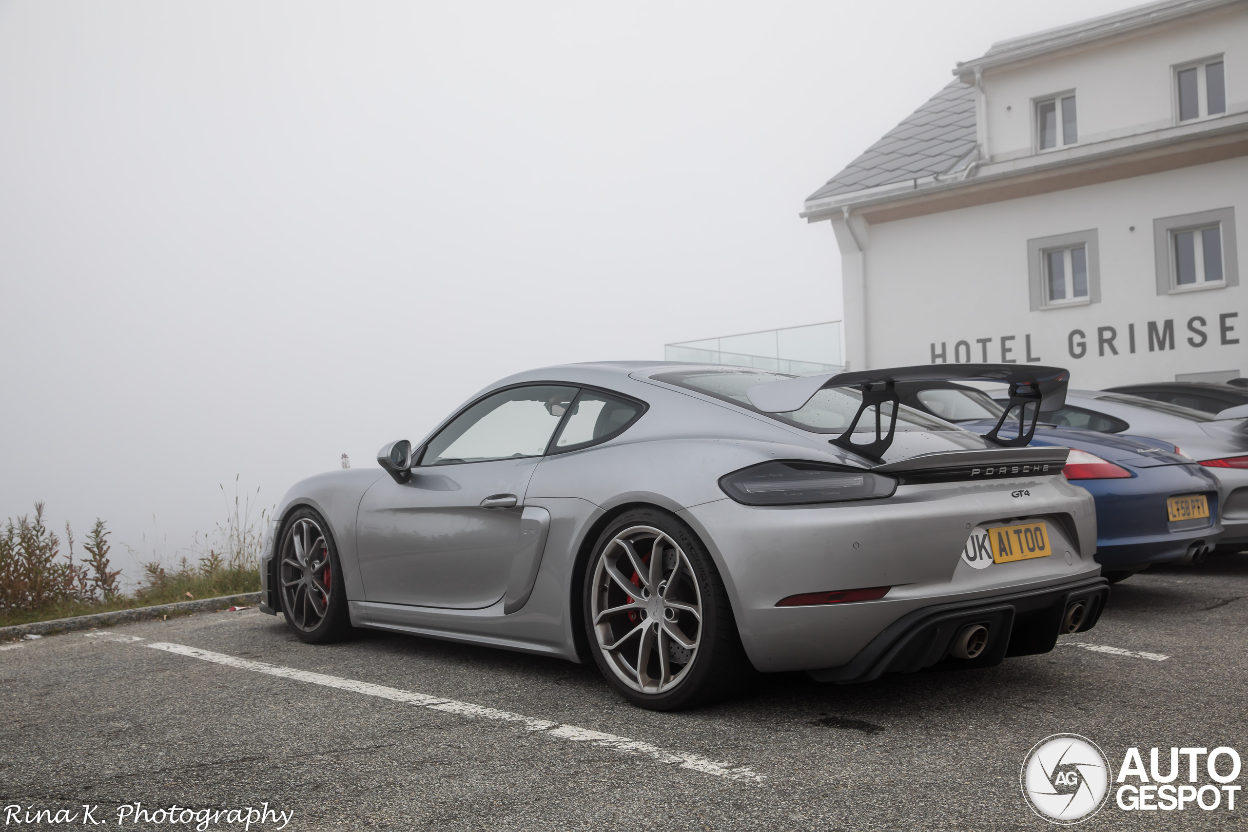 Porsche 718 Cayman GT4