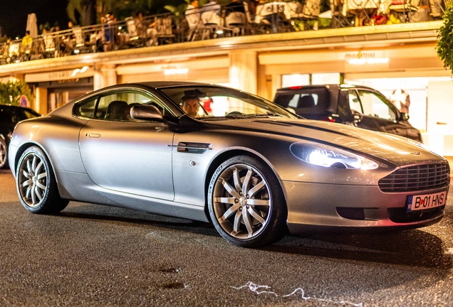Aston Martin DB9