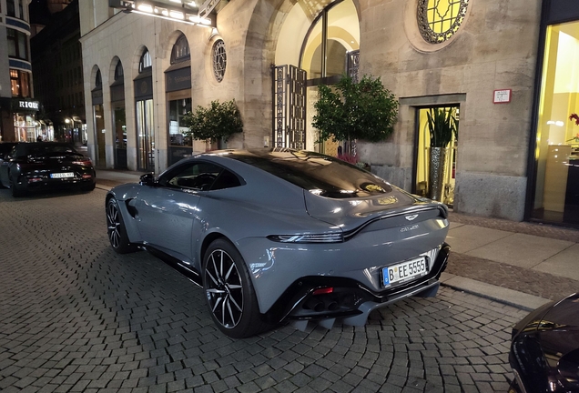 Aston Martin V8 Vantage 2018