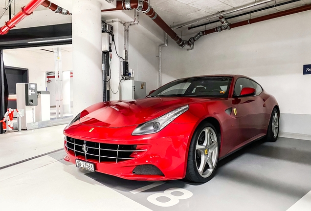 Ferrari FF