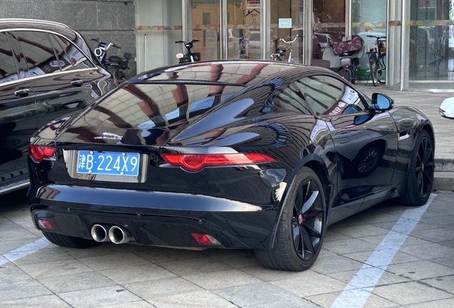 Jaguar F-TYPE S Coupé