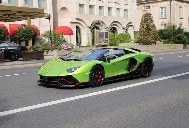 Lamborghini Aventador LP780-4 Ultimae Roadster