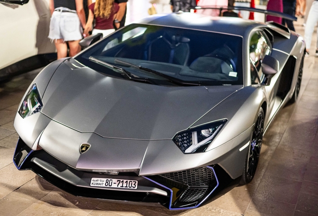 Lamborghini Aventador LP750-4 SuperVeloce