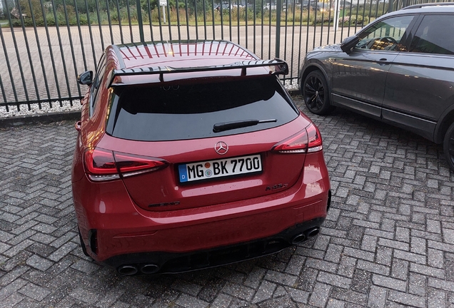 Mercedes-AMG A 45 S W177