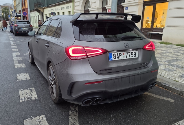 Mercedes-AMG A 45 S W177