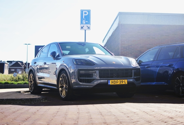 Porsche Cayenne Coupé Turbo E-Hybrid