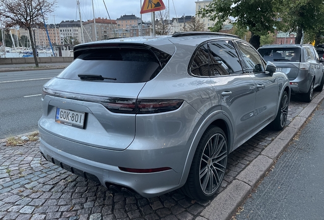 Porsche Cayenne Turbo S E-Hybrid