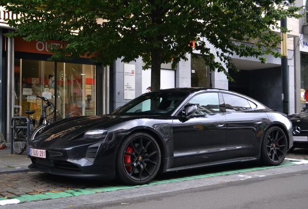 Porsche Taycan GTS