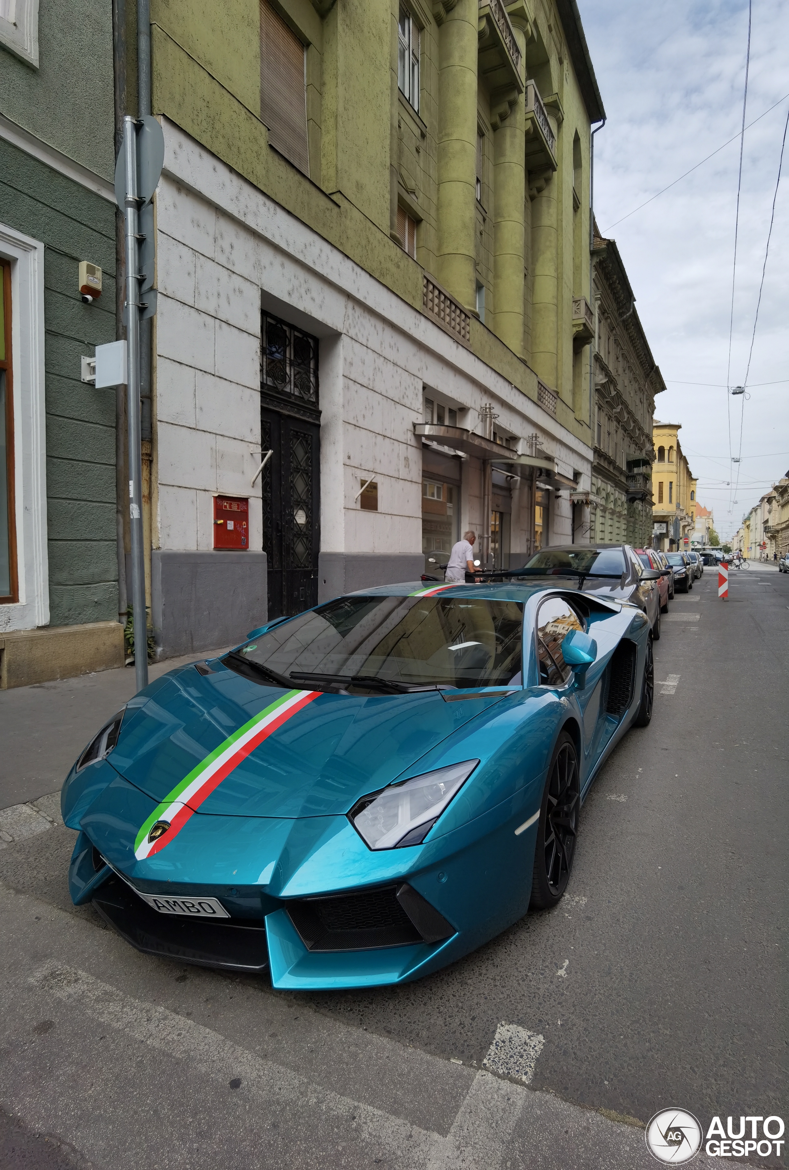 Lamborghini Aventador LP700-4